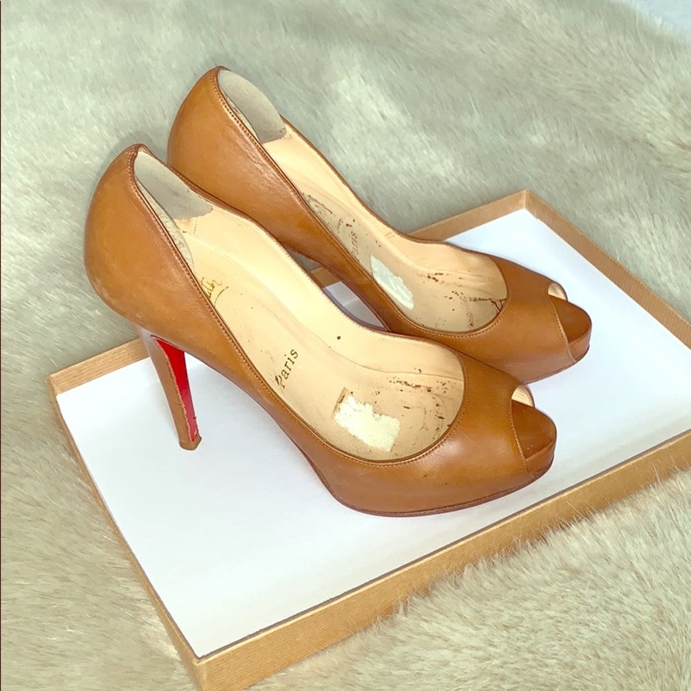 Authentic Christian Louboutin Very Prive 120 Calf